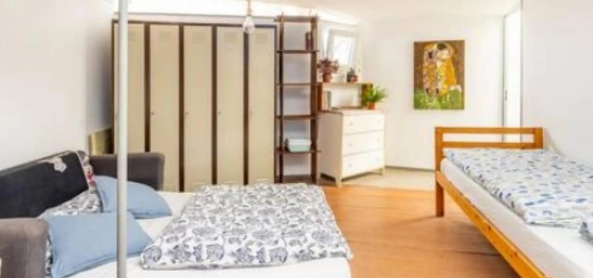 Twin Room In The Greenhouse Close To Mountains And Surf Paradise Tejina Campsite