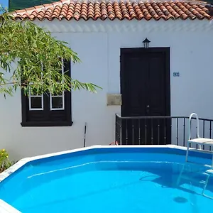 Сasa de vacaciones Casa Antigua La Embajada, Tejina
